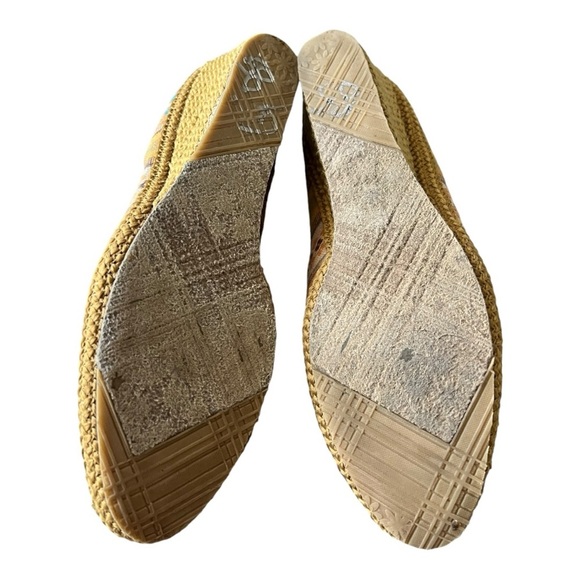 Beacon Wedge Pumps Women 8.5 SS Espadrilles Slip-On Closed Toe Tapestry Bohemian - Picture 5 of 7